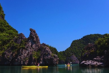 Hanoi - Halong Bay - Titop Island - Sung Sot Cave - Luon Cave – Hanoi (L)